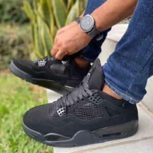 RETRO 4 BLACK CAT