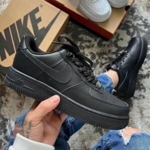 AIR FORCE ONE NEGRA CLASICA