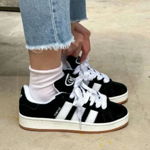 ADIDAS CAMPUS NEGRA BLANCA SUELA GOMA