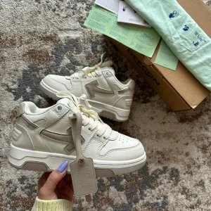 OFF WHITE BEIGE