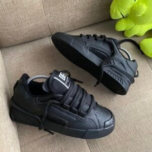 DOLCE Y GABBANA LACE NEGRA