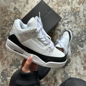 JORDAN RETRO 3 BLANCA NEGRA