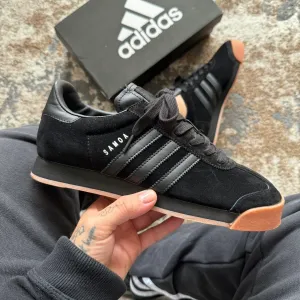 ADIDAS SAMOA NEGRA