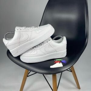 NIKE AIR FORCE 1 CLASICA BLANCA