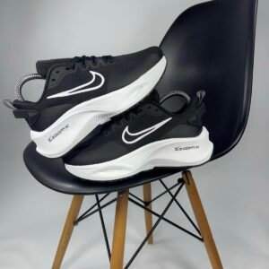 NIKE ZOOM 3 NEGRA BLANCA