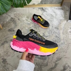 NEW BALANCE FRESH NEGRA COLORES